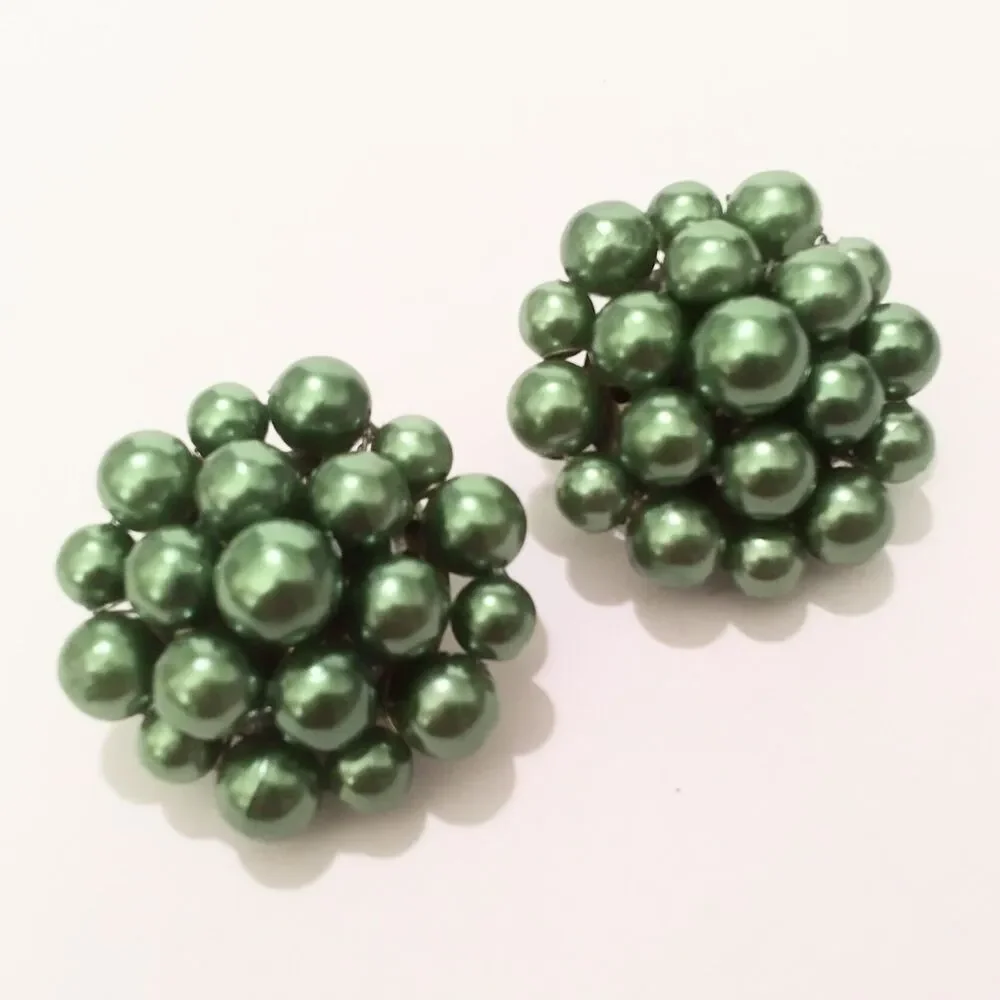 Vintage Japan Green Bead Cluster Clip On Earrings Mid Century 1 Inch